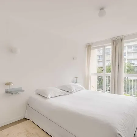 Modern 1bdr 2p Flat With A Balcony - Menilmontant